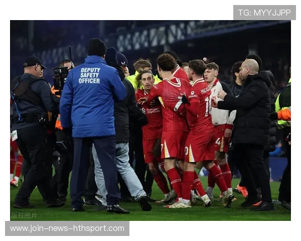 利物浦终场前错失良机，全队哨响后情绪爆棚